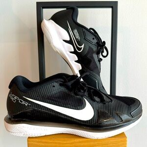 Nike Air Zoom Vapor Pro Tennis Shoes Black and White